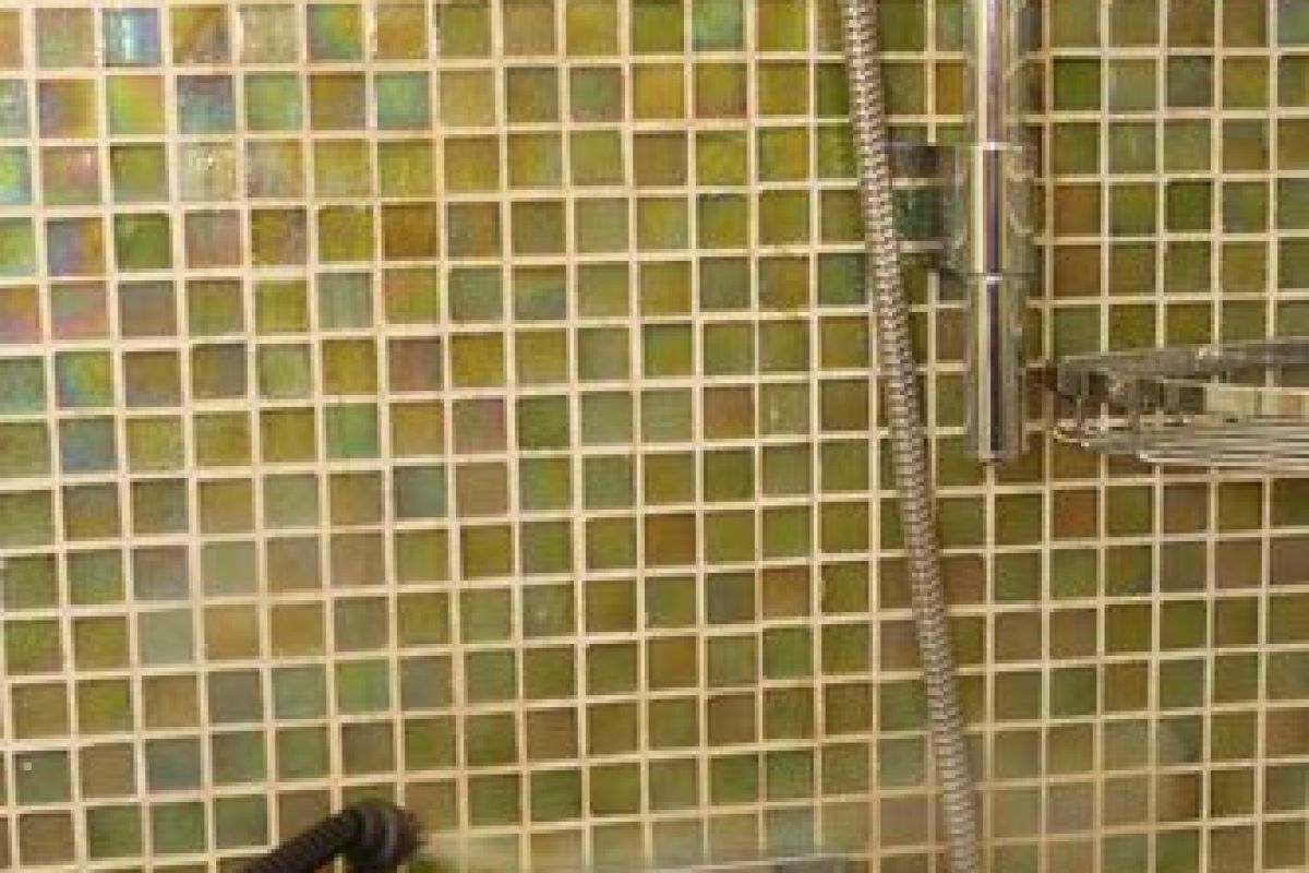 Myjnie parowe - Myjnia parowa - czyszczenie łazienki.jpg